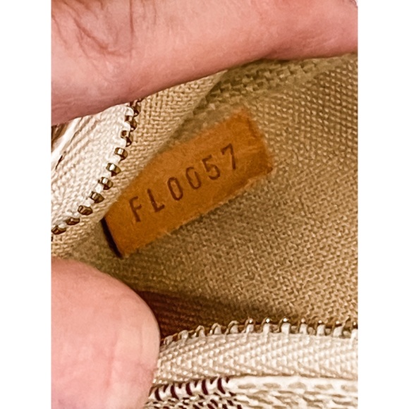 AUTHENTIC Louis Vuitton Damier Azur Mini Pochette Accessoires - Picture 7 of 8